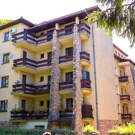 Apartament Iulia Geoagiu Băi Exteriér fotografie