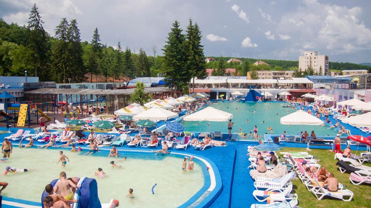 Apartament Iulia Geoagiu Băi Exteriér fotografie